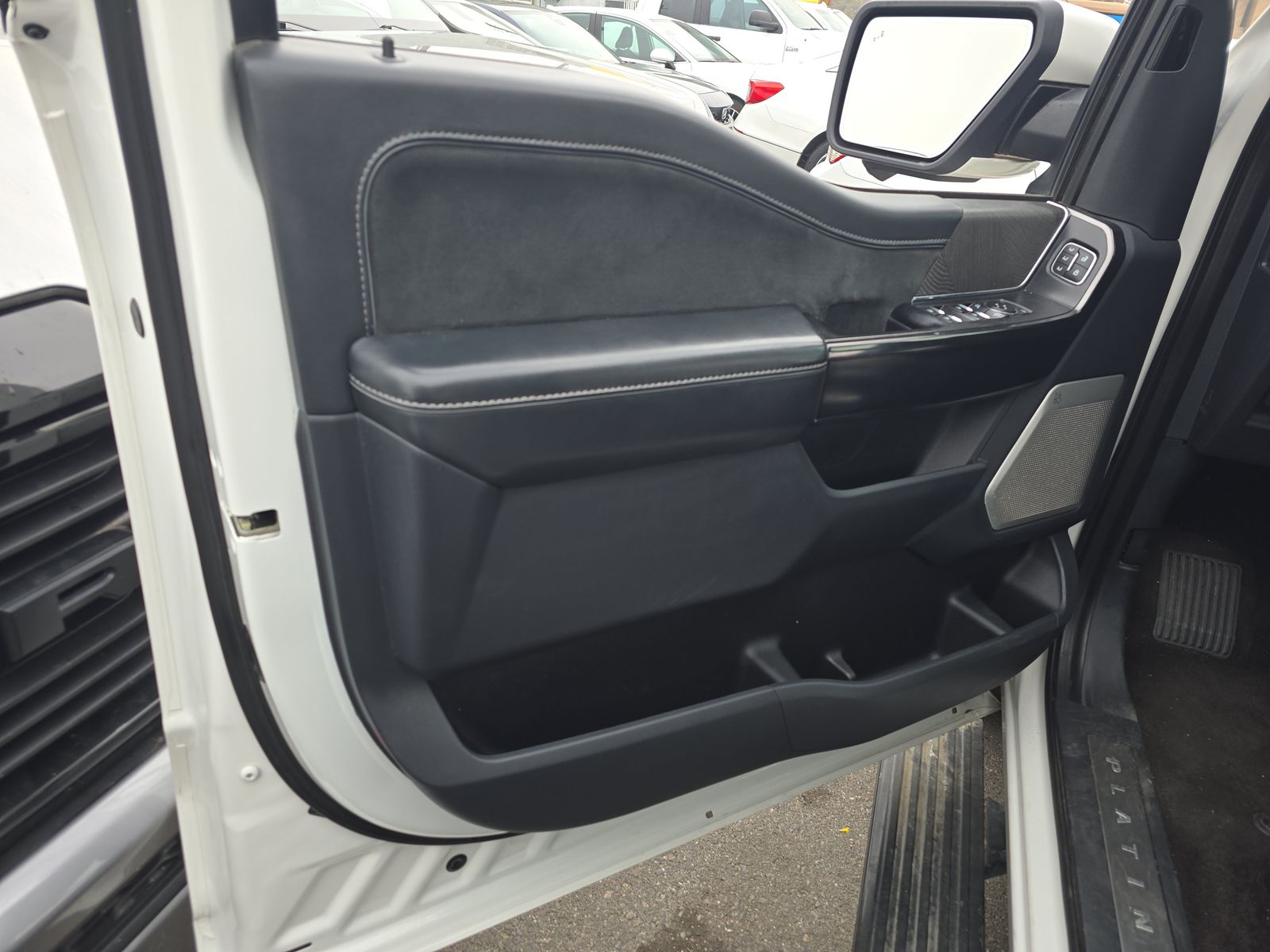 2022 Ford F-150 Hybrid Platinum AWD