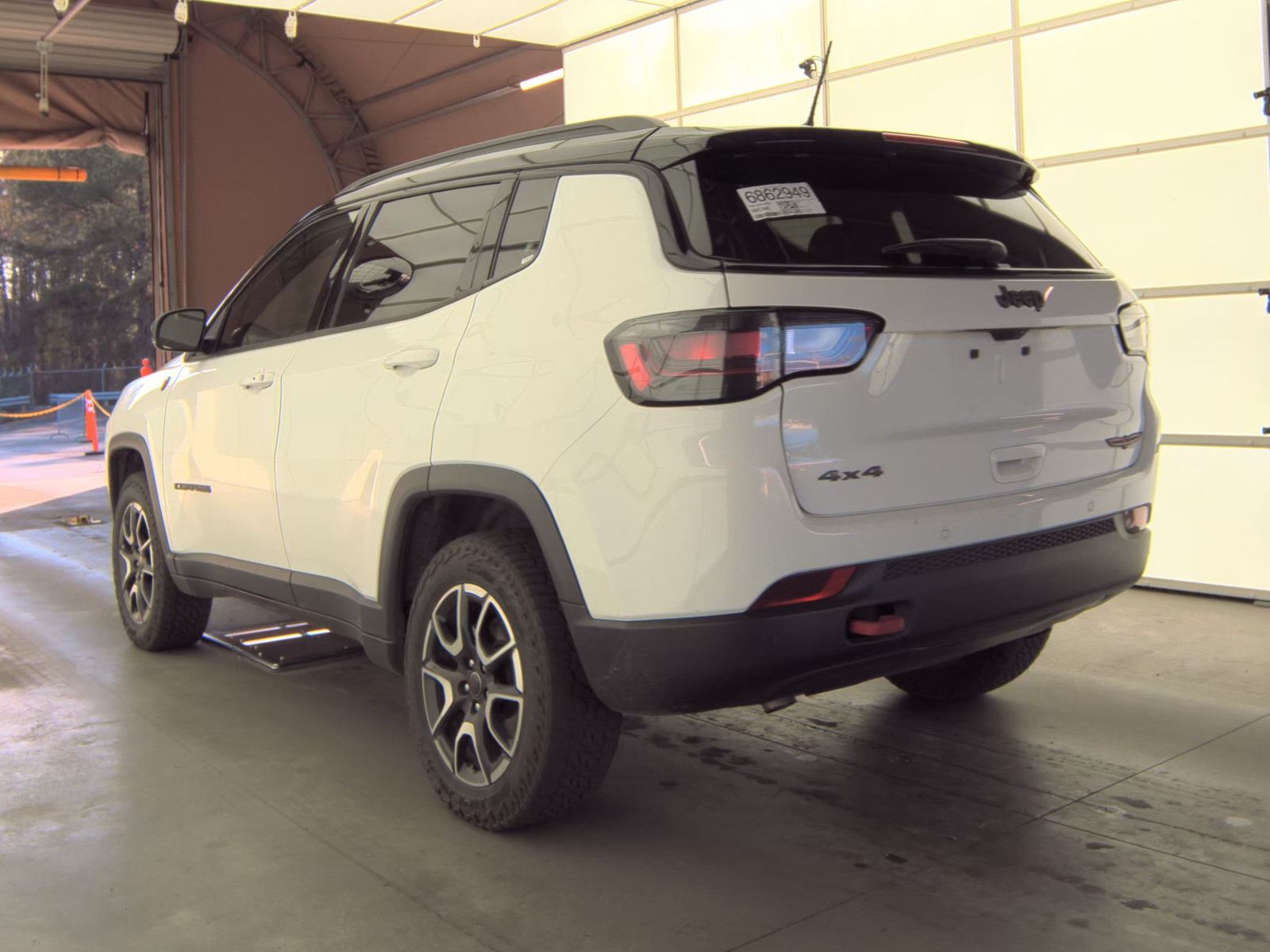 2025 Jeep Compass Trailhawk AWD