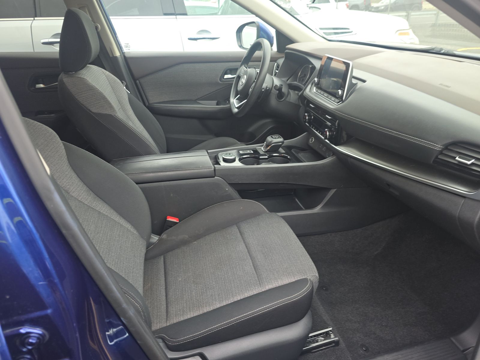 2022 Nissan Rogue SV AWD