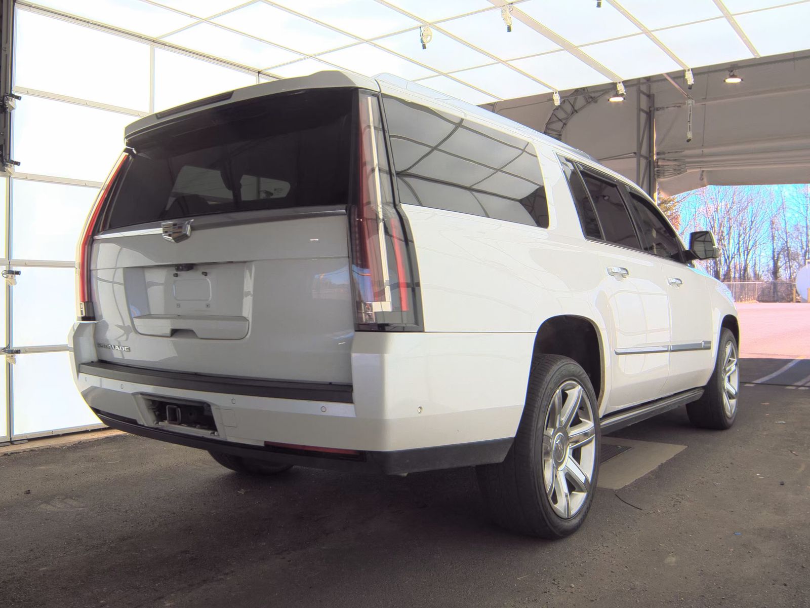 2018 Cadillac Escalade ESV Premium Luxury RWD