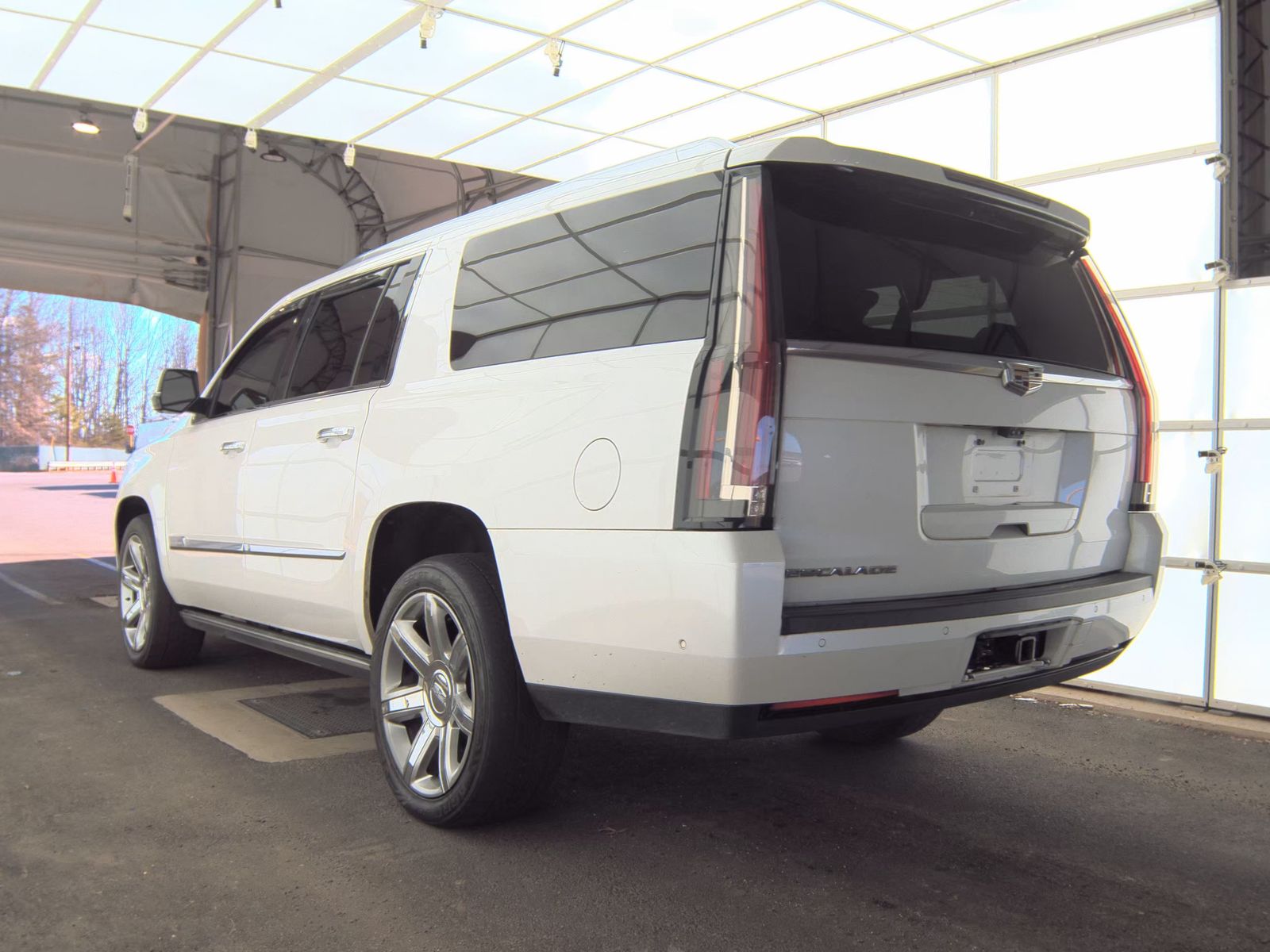 2018 Cadillac Escalade ESV Premium Luxury RWD