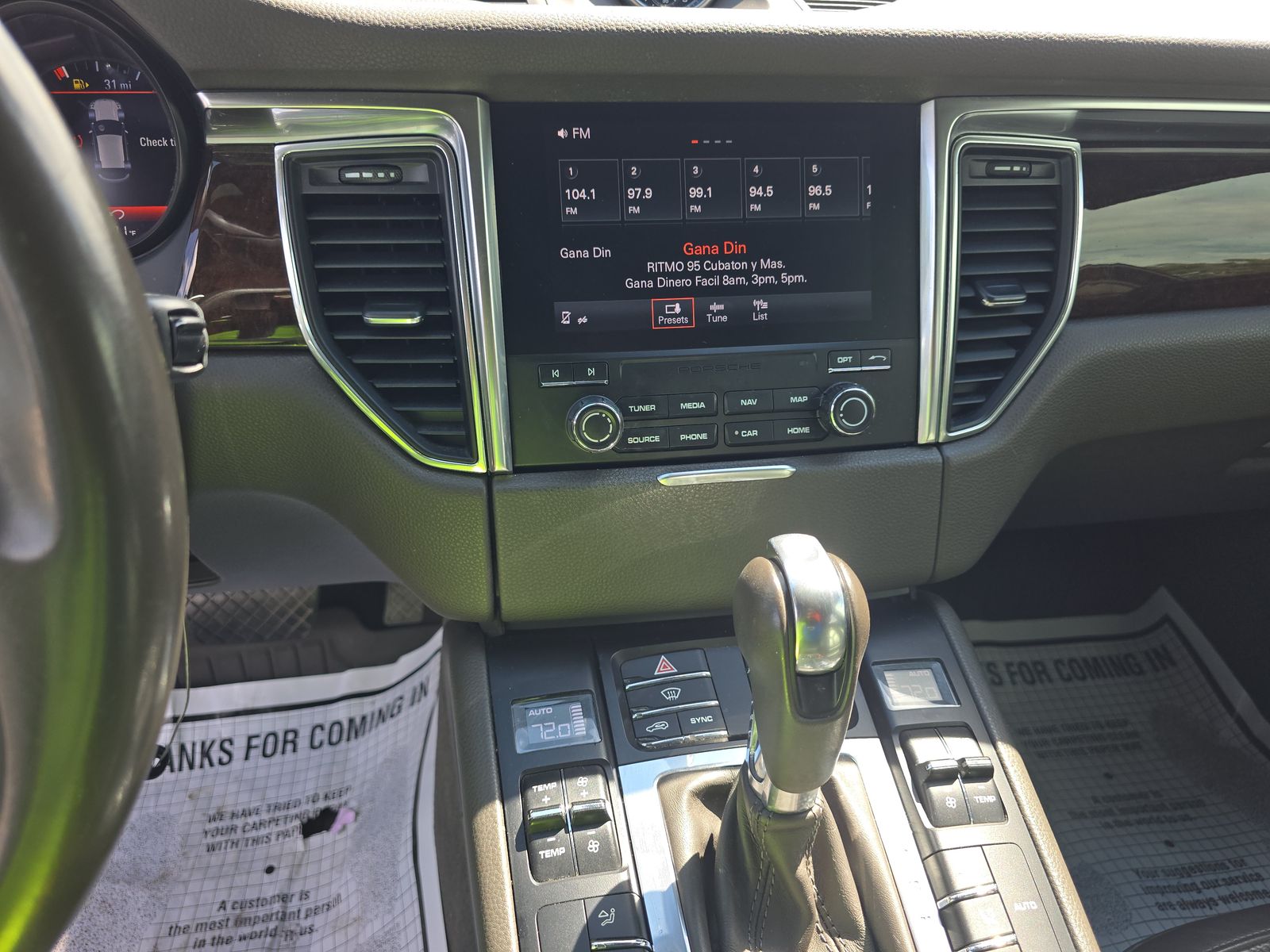 2018 Porsche Macan Base AWD