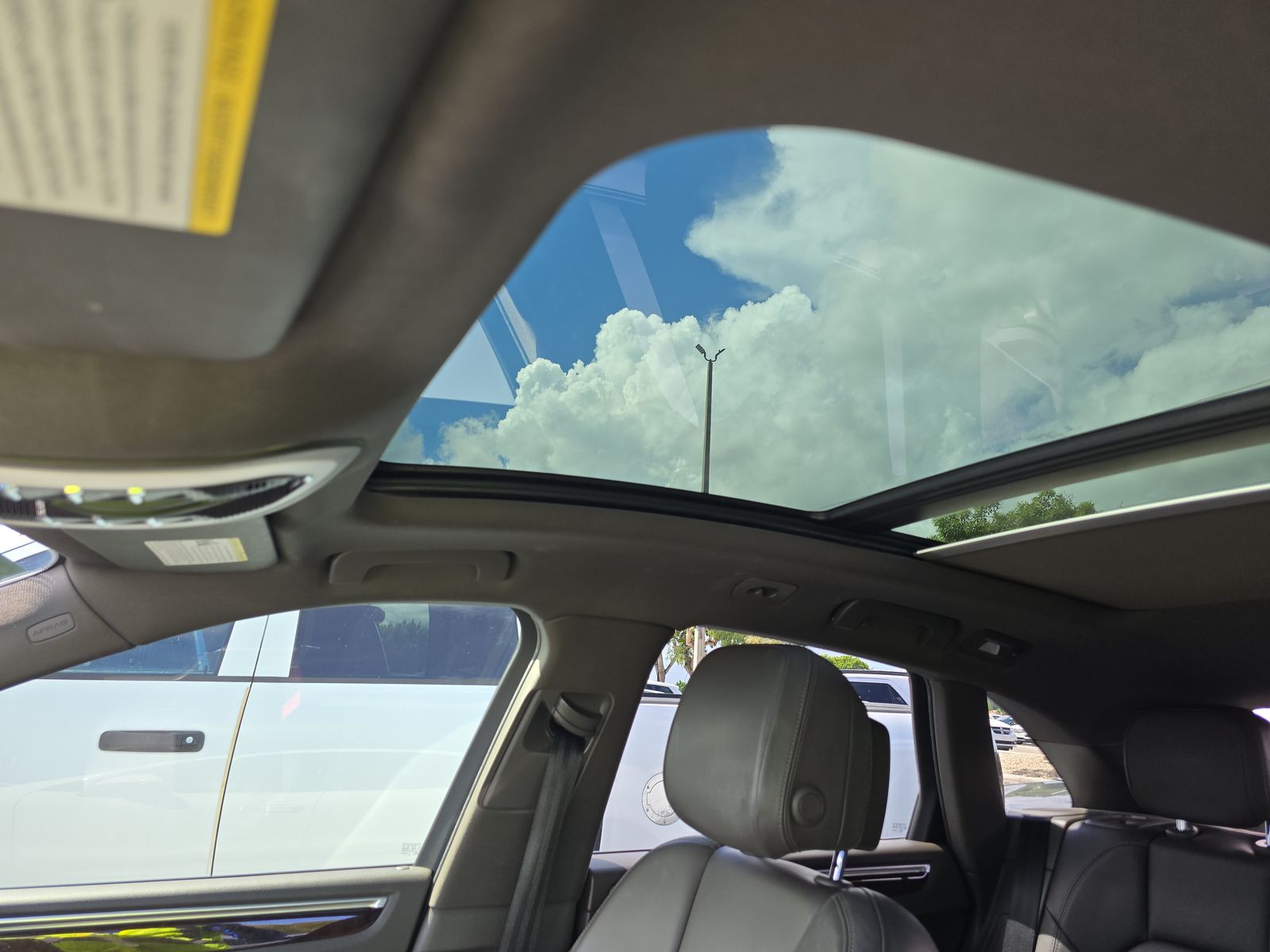 2018 Porsche Macan Base AWD