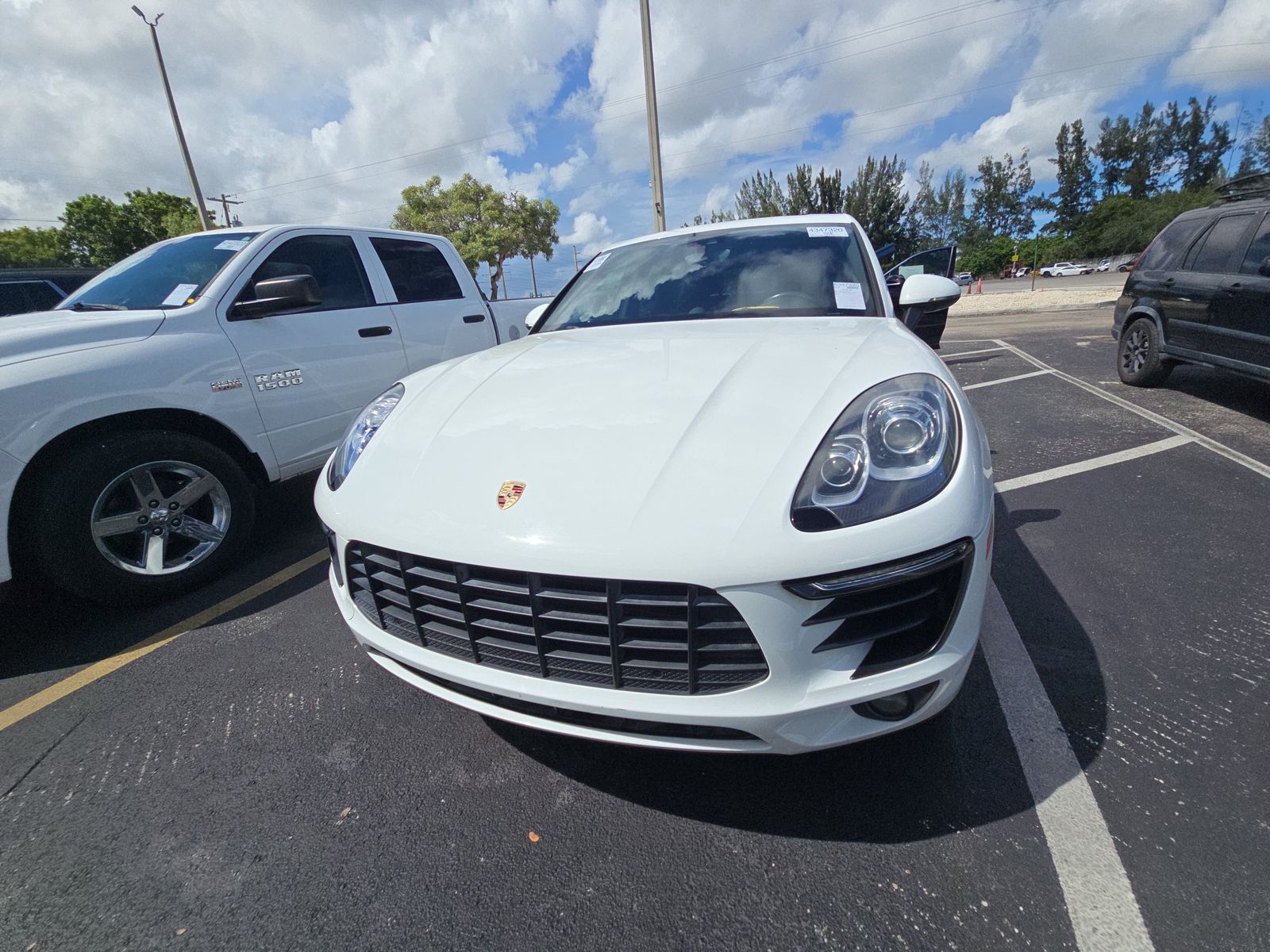 2018 Porsche Macan Base AWD