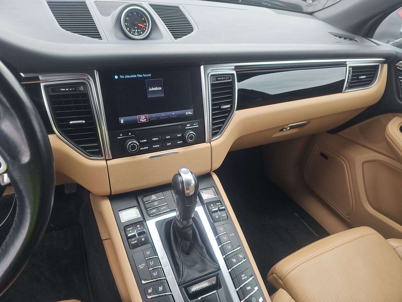 2018 Porsche Macan Base AWD