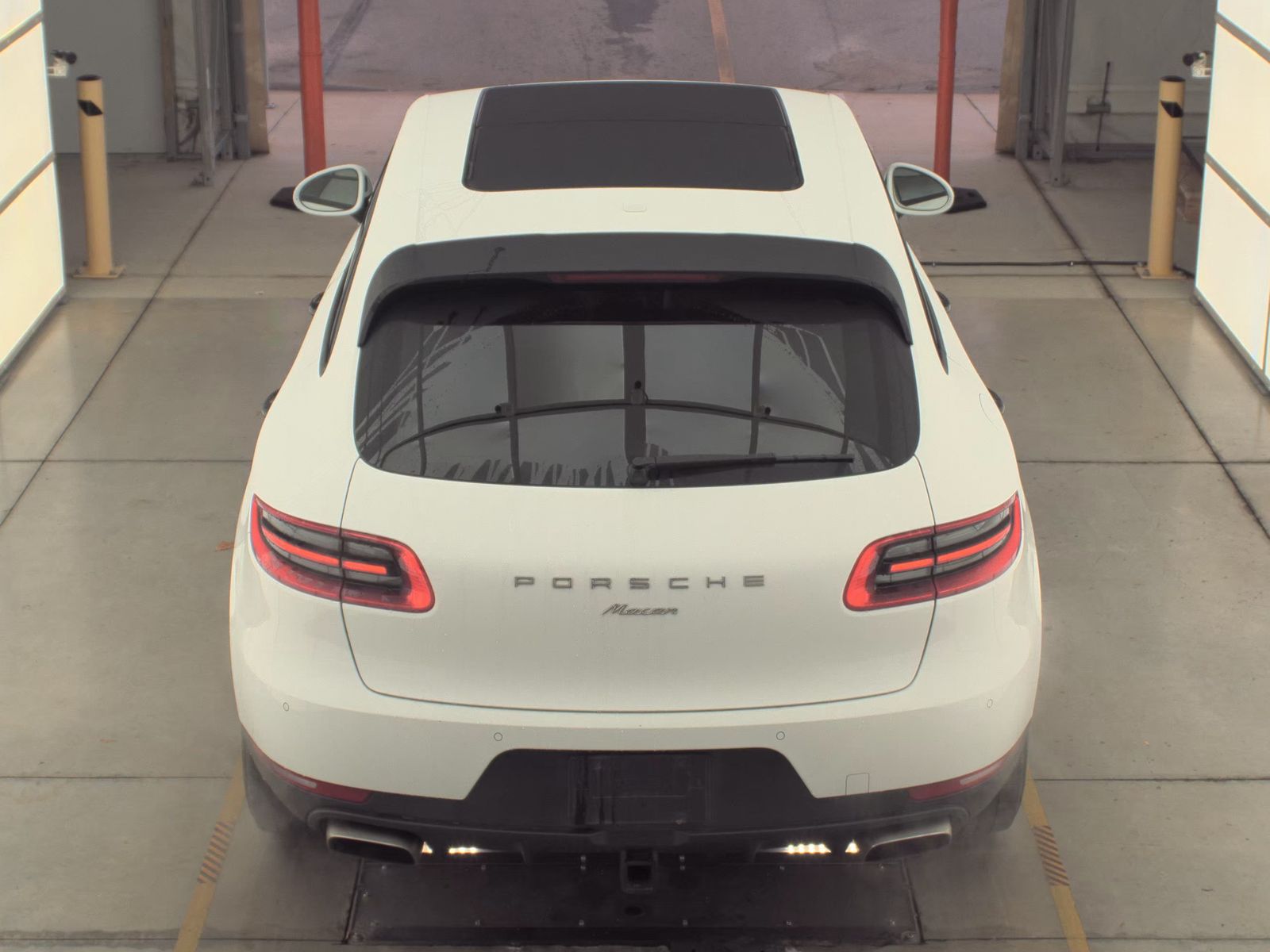 2018 Porsche Macan Base AWD