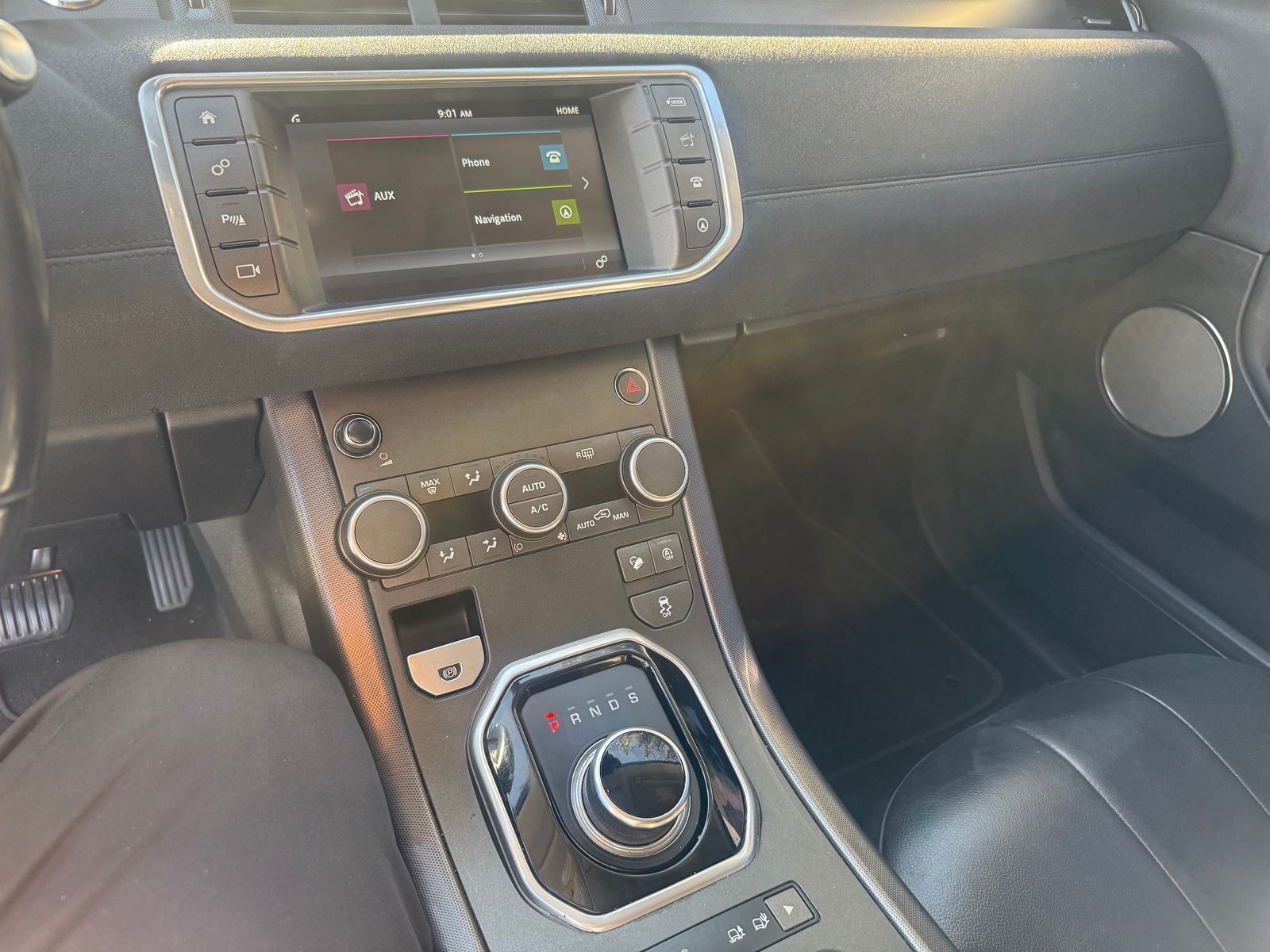 2019 Land Rover Range Rover Evoque SE AWD