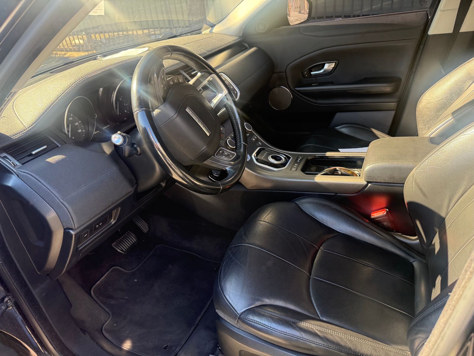 2019 Land Rover Range Rover Evoque SE AWD