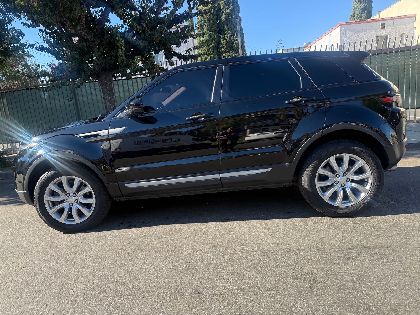 2019 Land Rover Range Rover Evoque SE AWD