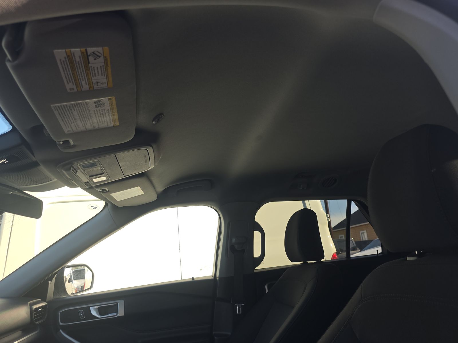 2023 Ford Explorer XLT RWD