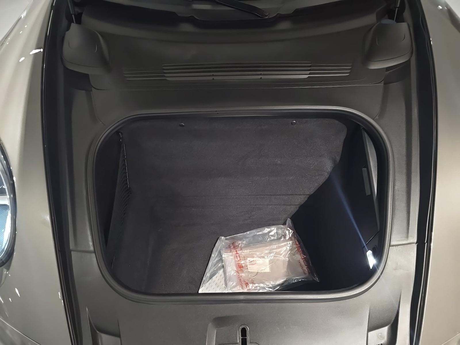 2024 Porsche 911 Carrera 4S AWD