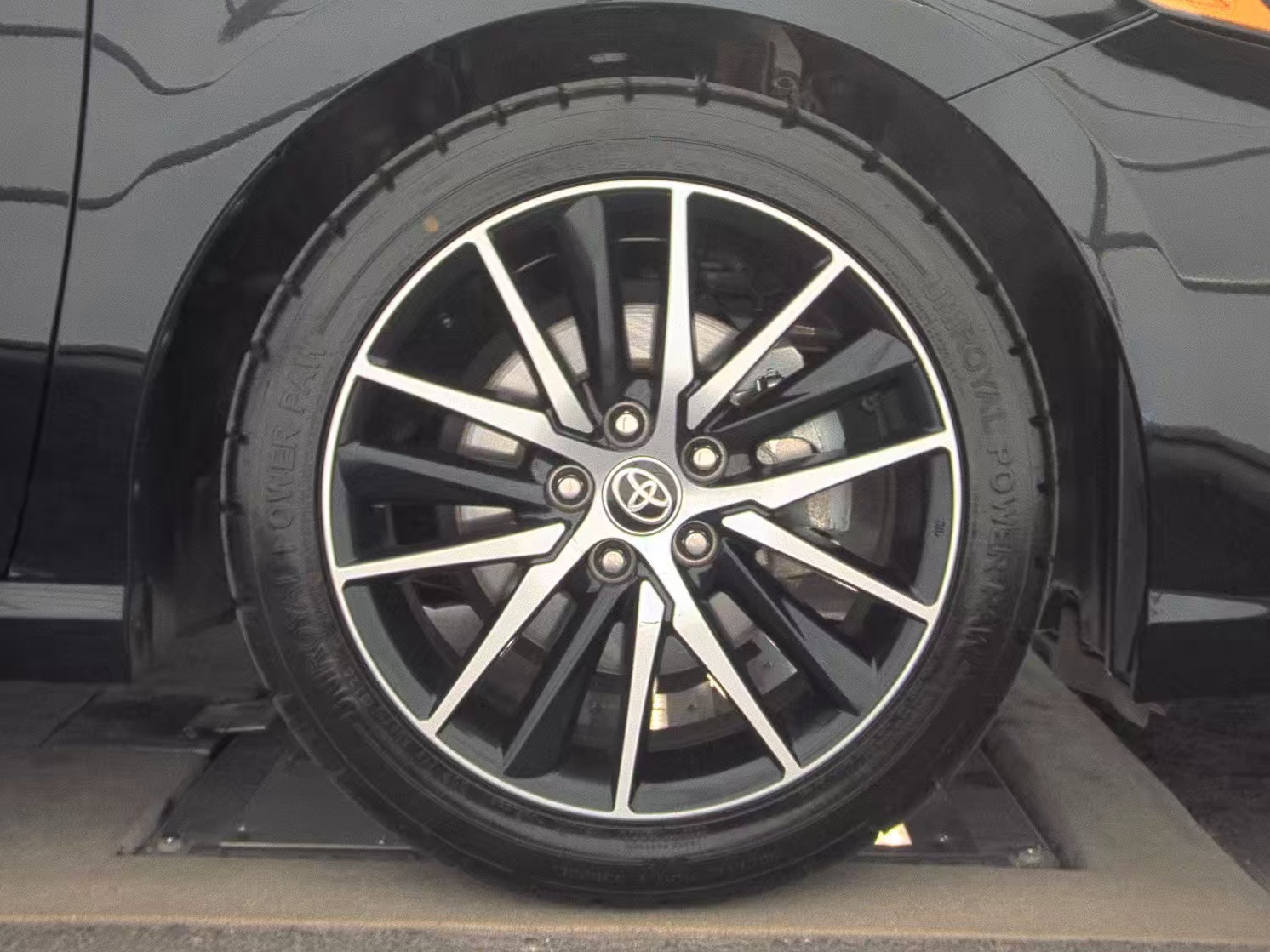 2023 Toyota Camry SE FWD