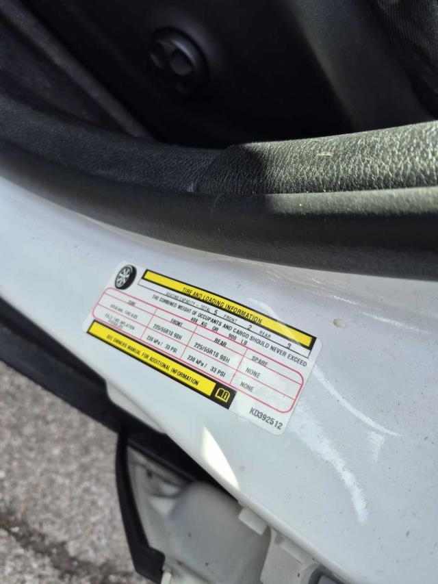 2019 Jeep Cherokee Latitude Altitude Edition FWD