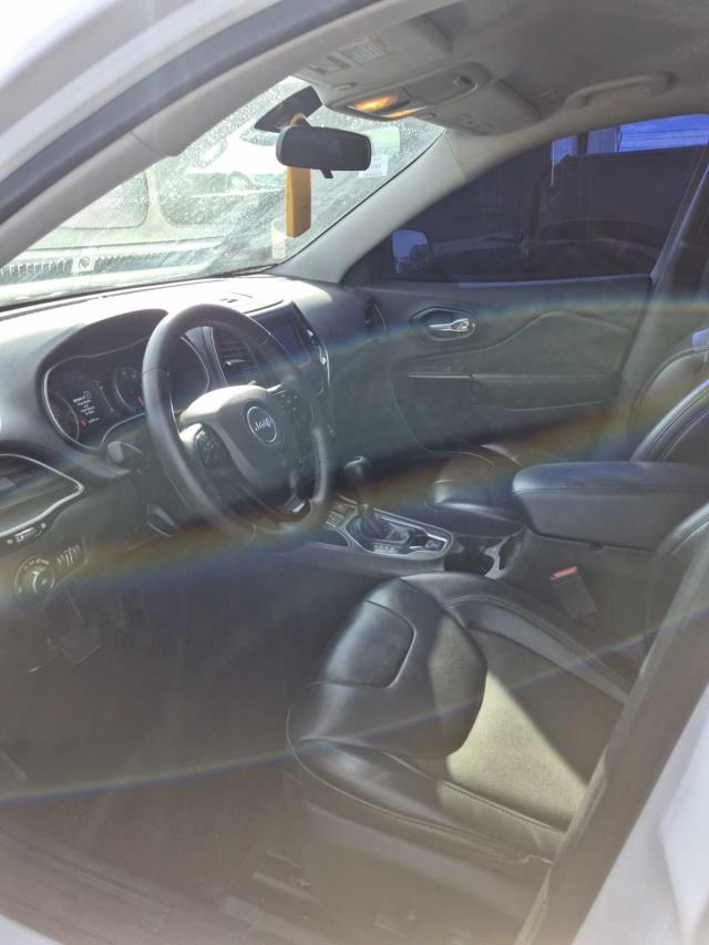 2019 Jeep Cherokee Latitude Altitude Edition FWD