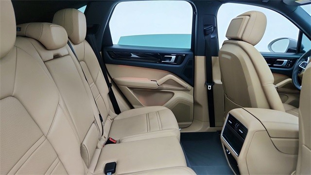 2022 Porsche Cayenne Base AWD