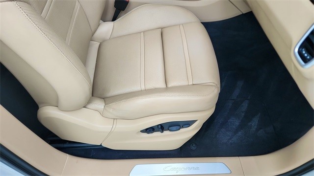 2022 Porsche Cayenne Base AWD