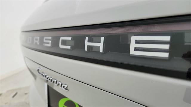 2022 Porsche Cayenne Base AWD