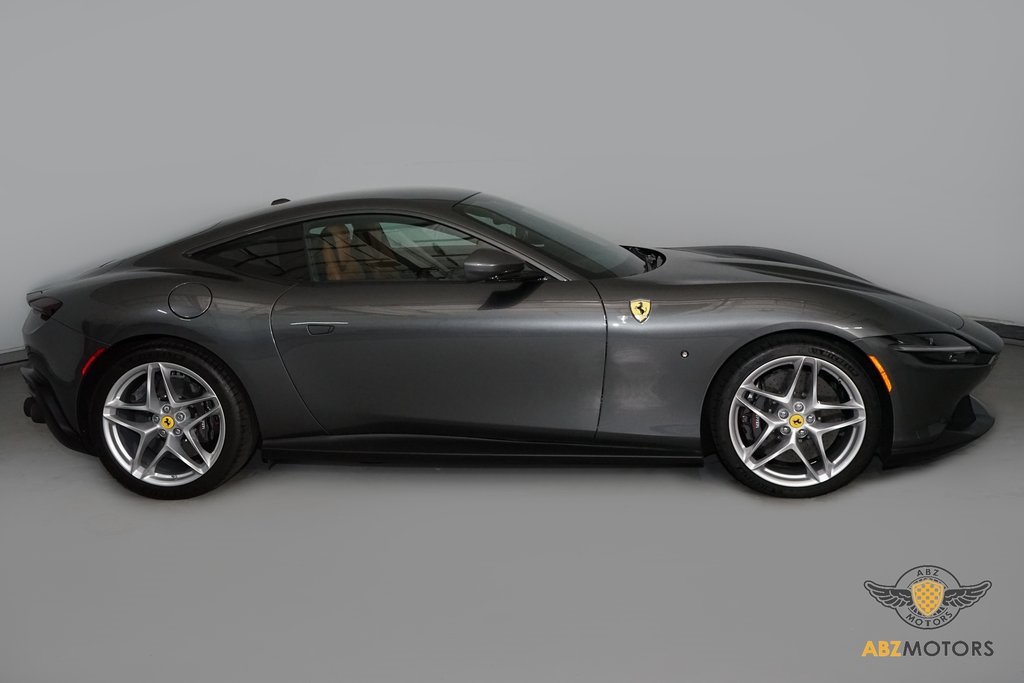 2021 Ferrari Roma Base RWD
