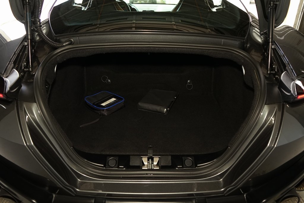 2021 Ferrari Roma Base RWD