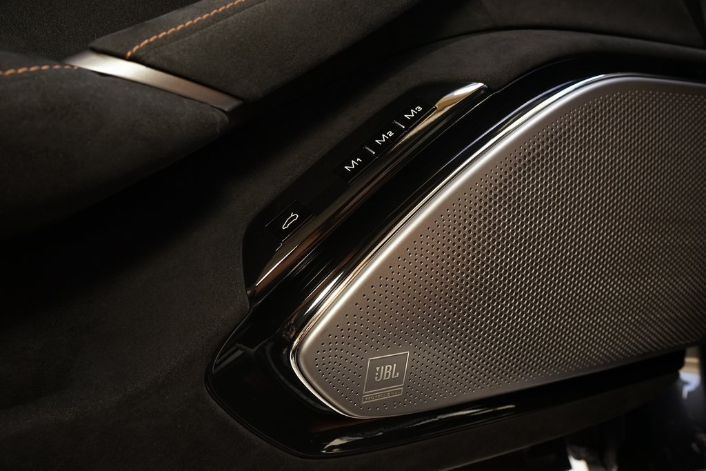 2021 Ferrari Roma Base RWD