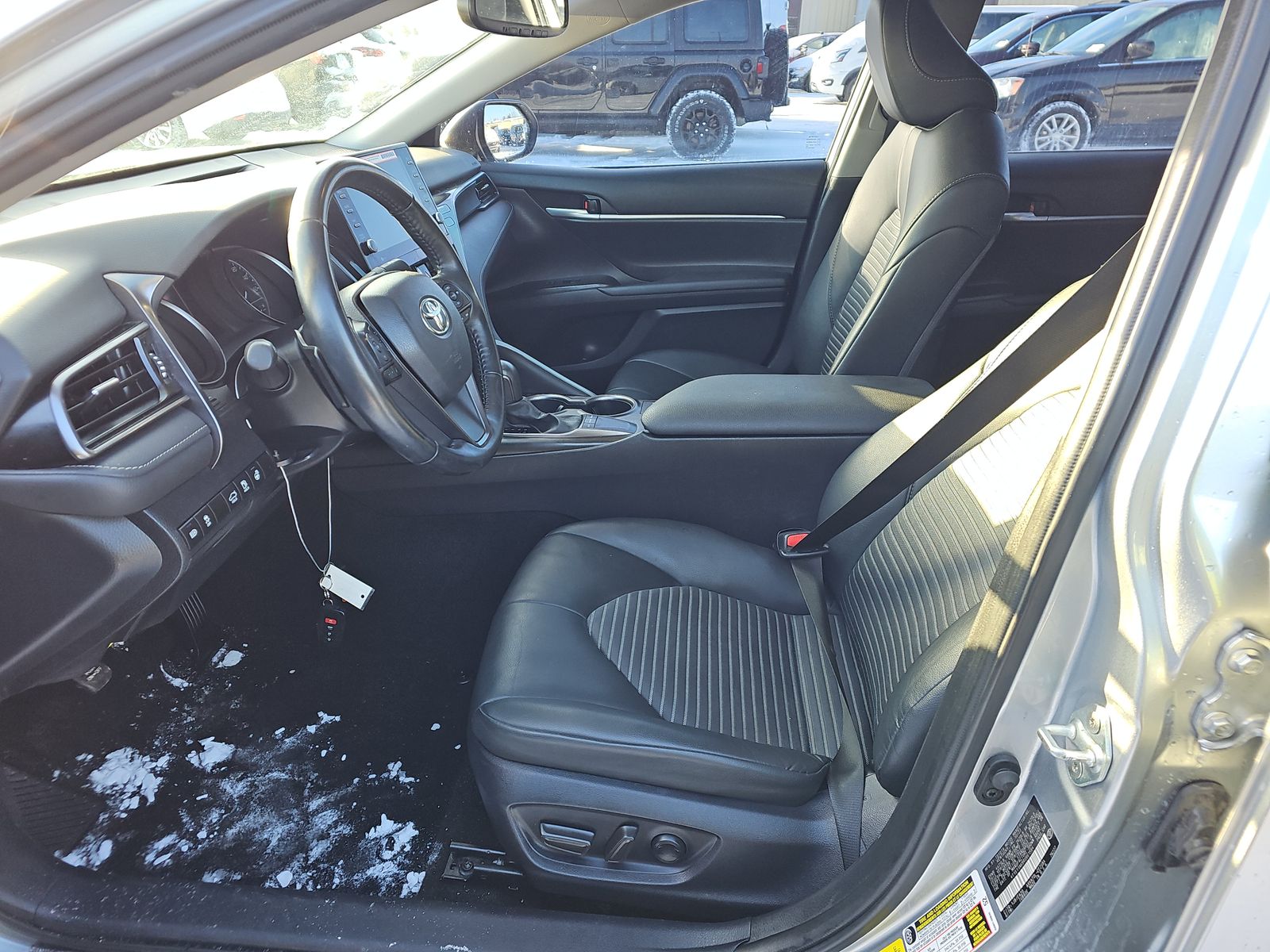 2024 Toyota Camry SE FWD