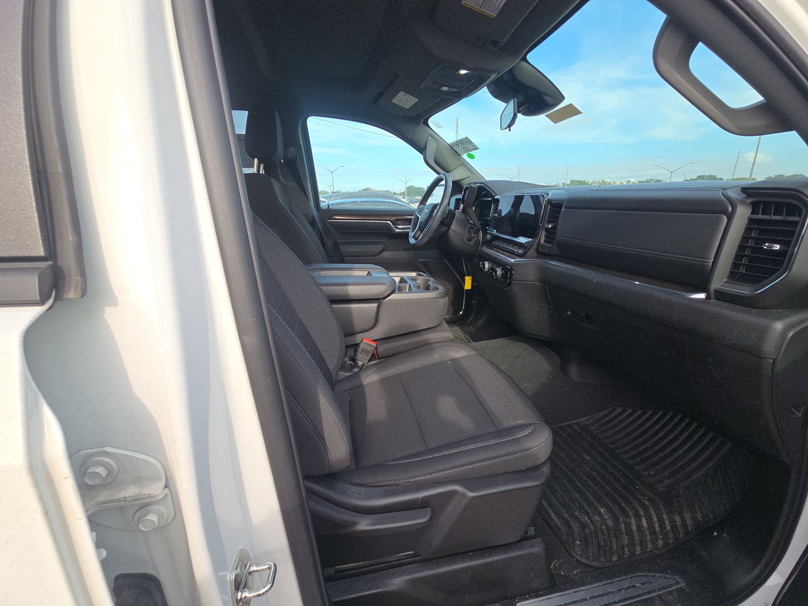 2024 Chevrolet Silverado 1500 LT AWD