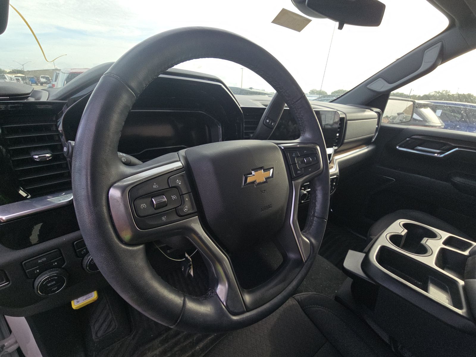 2024 Chevrolet Silverado 1500 LT AWD