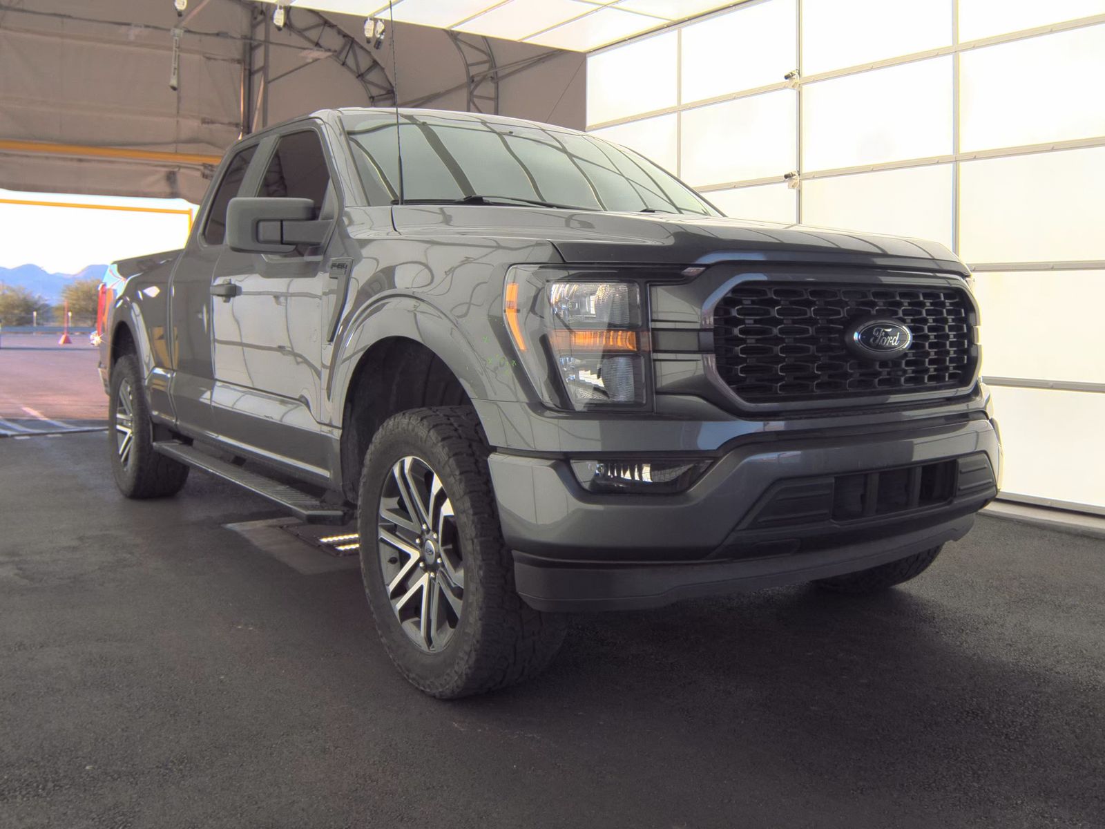 2023 Ford F-150 XL RWD