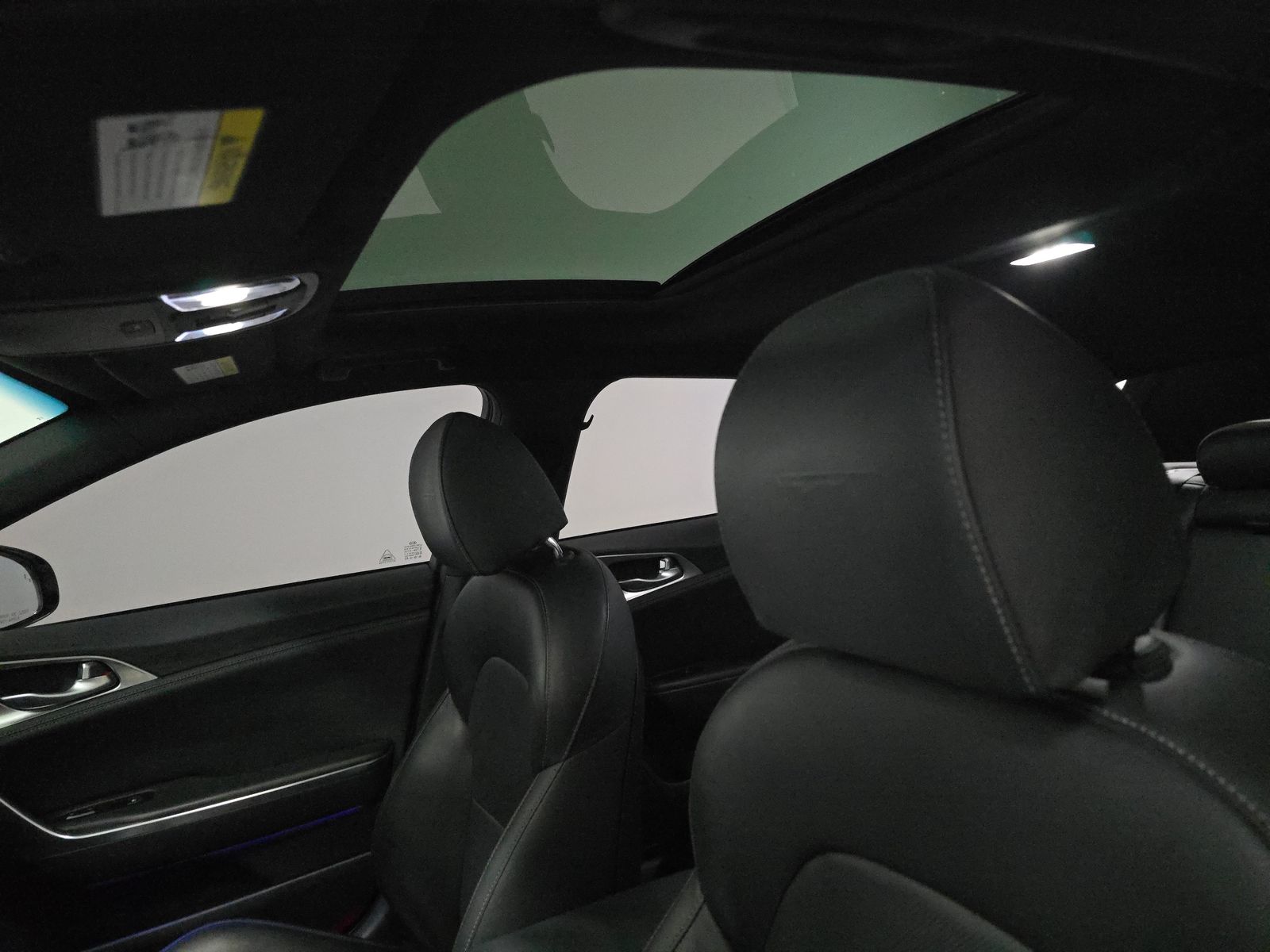 2022 Kia Stinger GT1 RWD