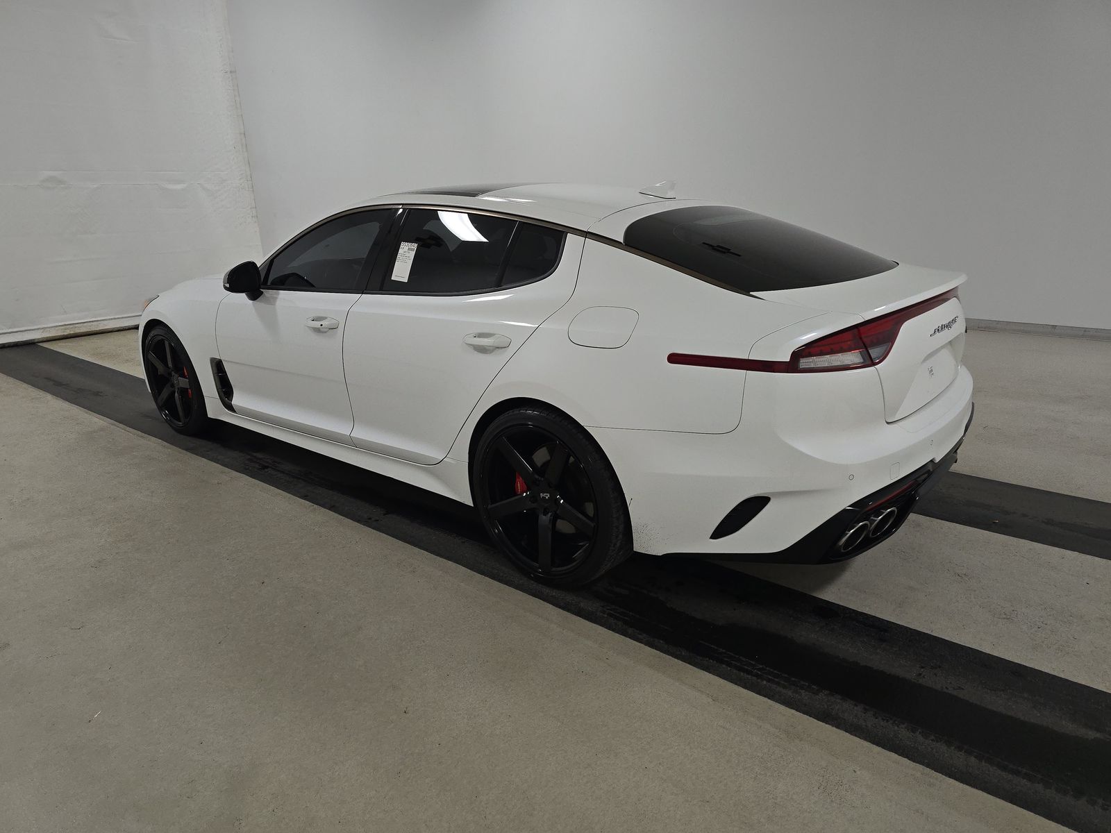 2022 Kia Stinger GT1 RWD