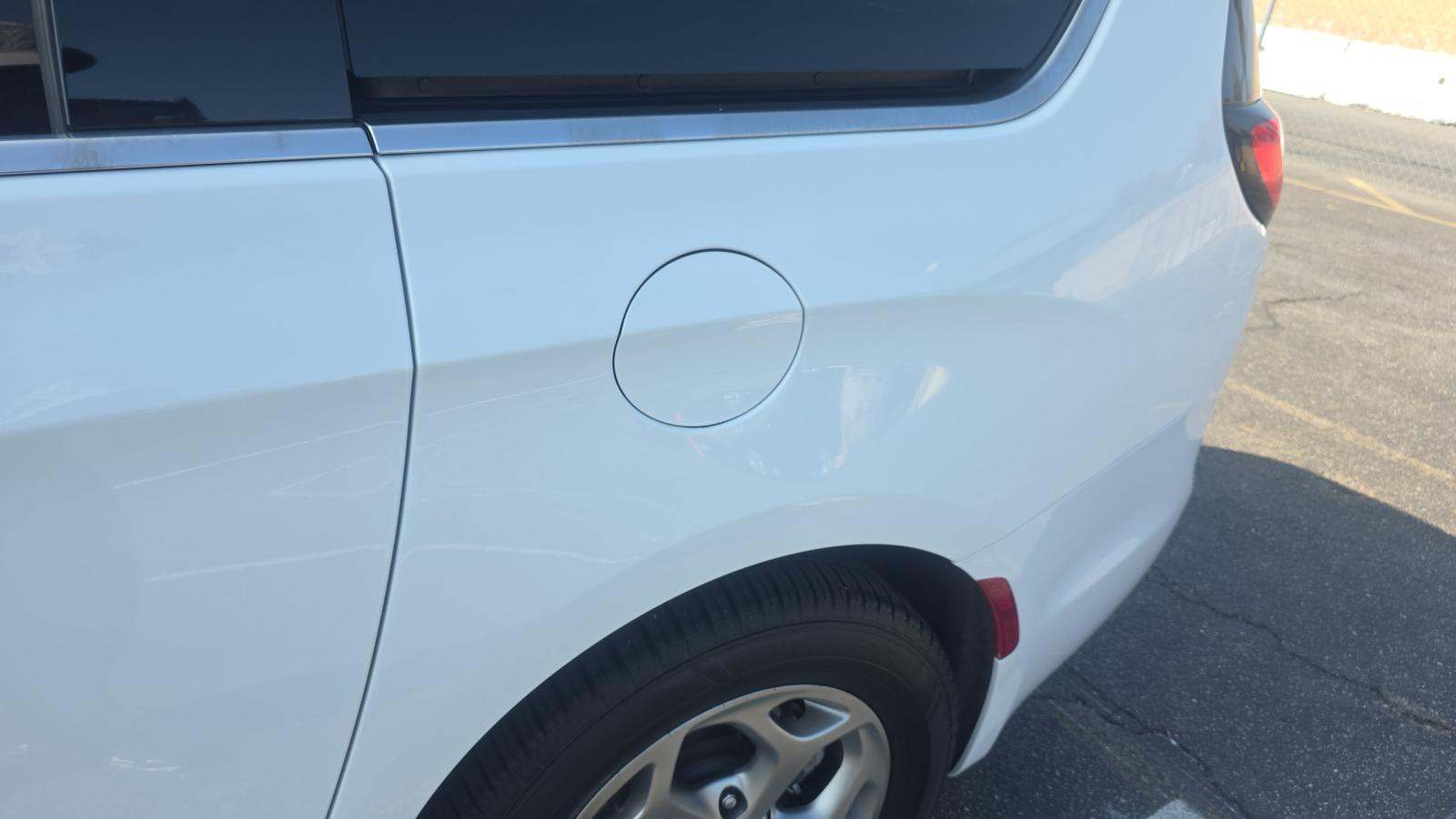 2023 Chrysler Pacifica Limited FWD