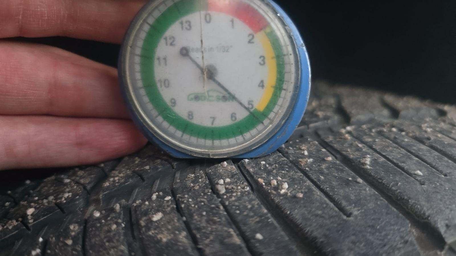 2023 Toyota Highlander LE FWD