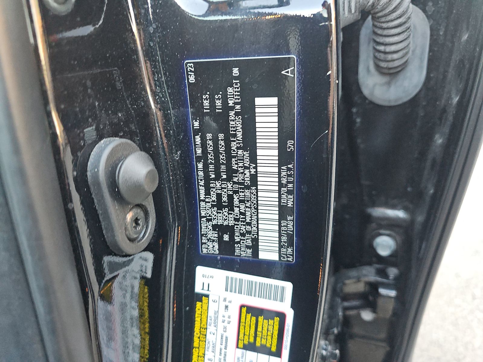 2023 Toyota Highlander LE FWD