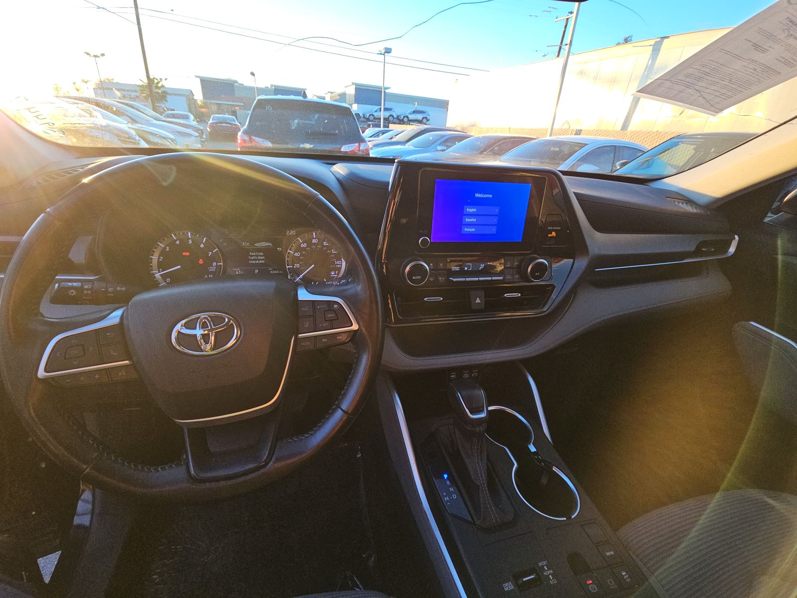 2023 Toyota Highlander LE FWD