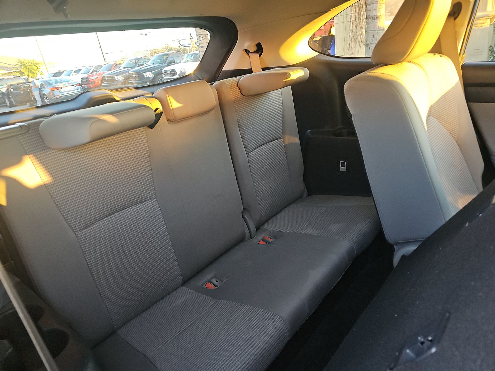 2023 Toyota Highlander LE FWD