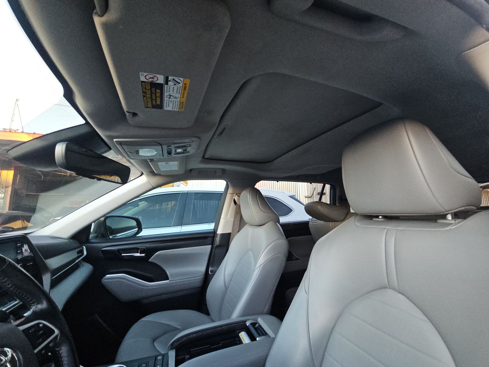 2022 Toyota Highlander XLE FWD