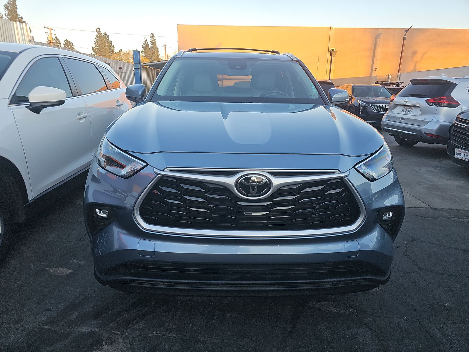 2022 Toyota Highlander XLE FWD