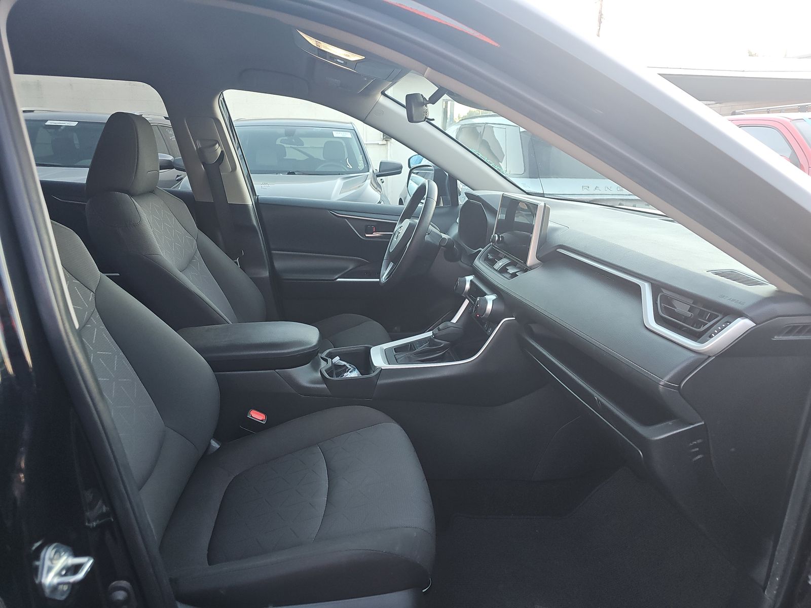 2024 Toyota RAV4 XLE AWD