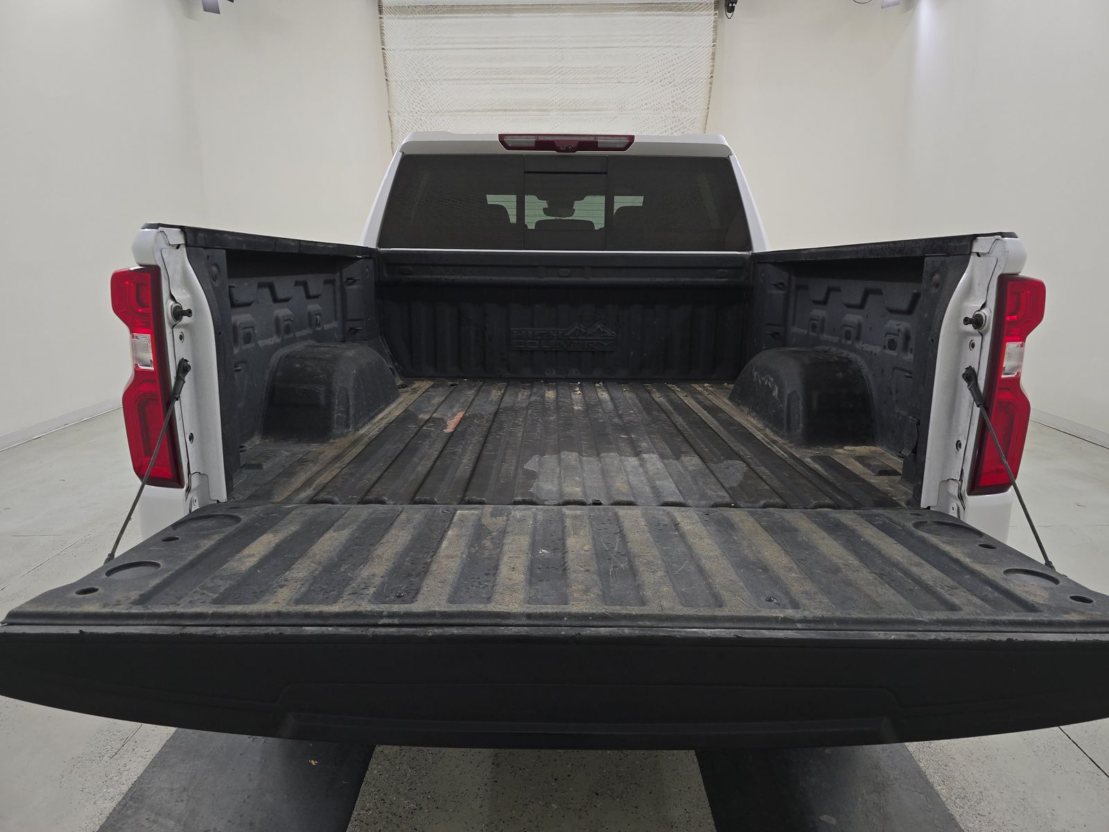 2023 Chevrolet Silverado 1500 High Country RWD