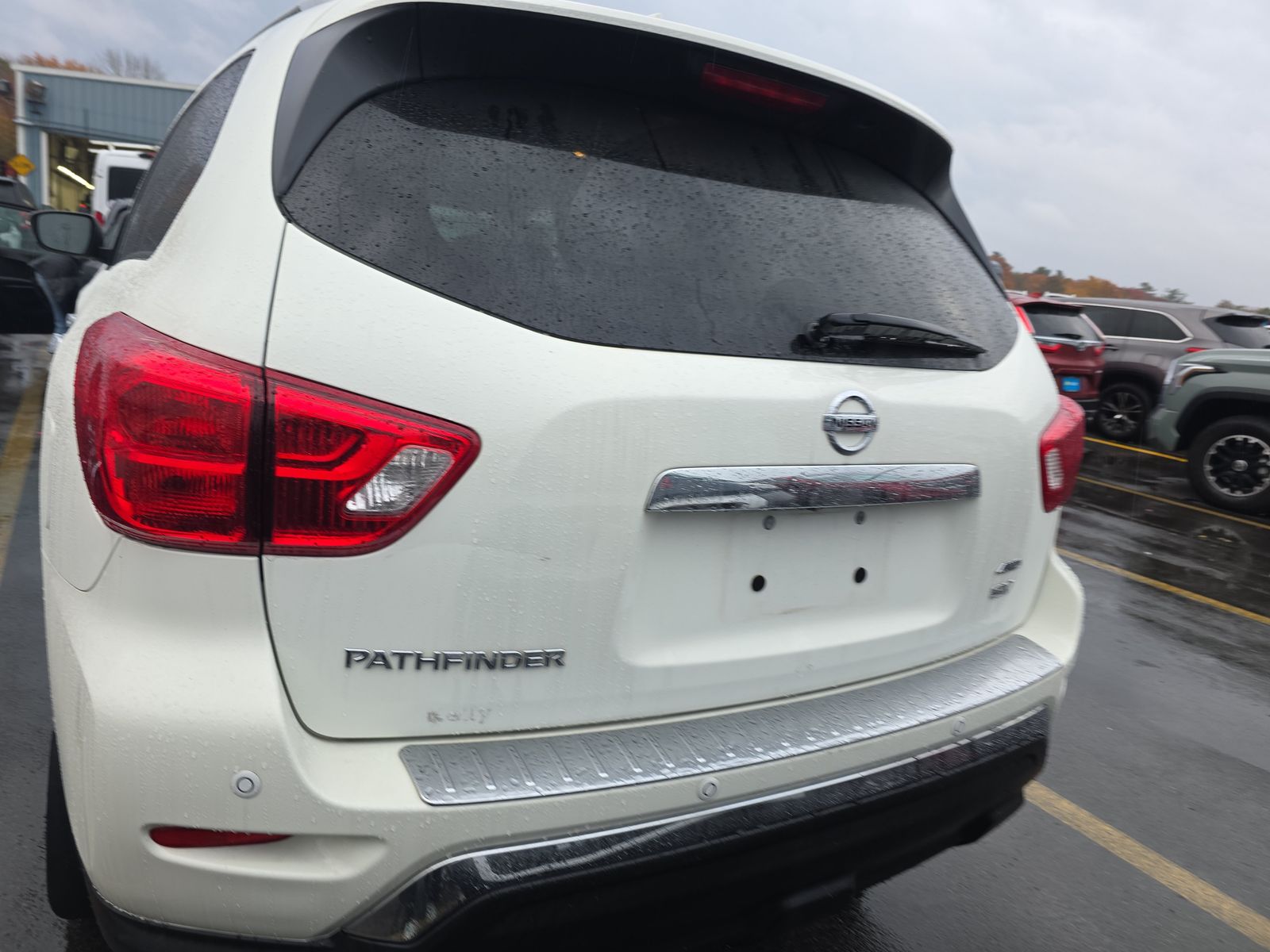 2020 Nissan Pathfinder SV AWD