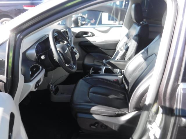 2023 Chrysler Pacifica Touring L FWD