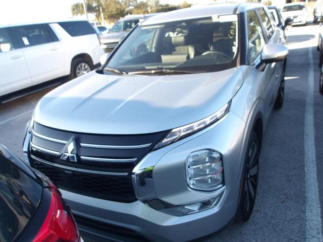 2025 Mitsubishi Outlander SE FWD