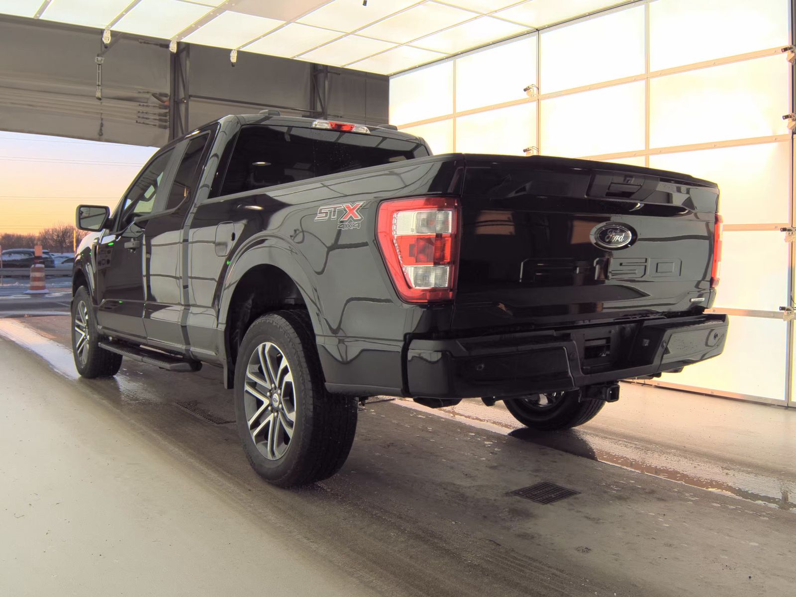 2022 Ford F-150 XL AWD