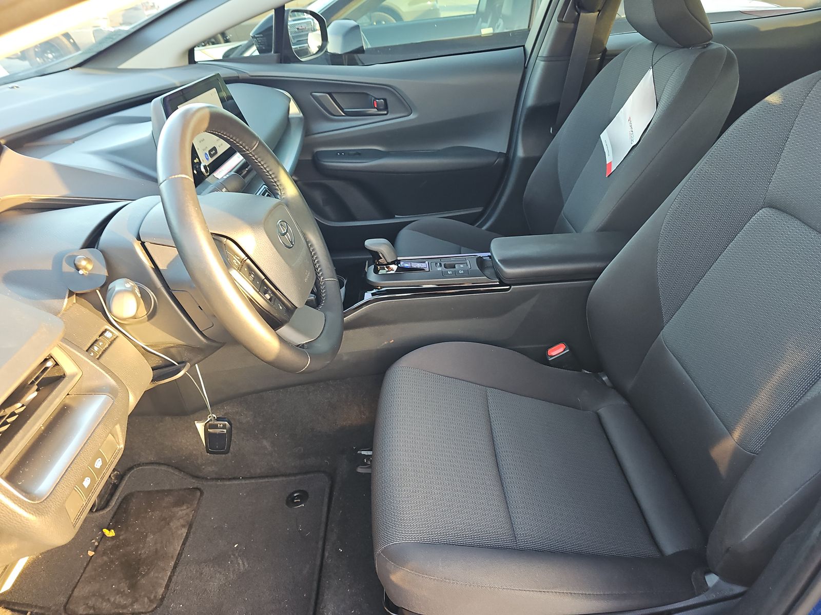 2024 Toyota Prius LE FWD