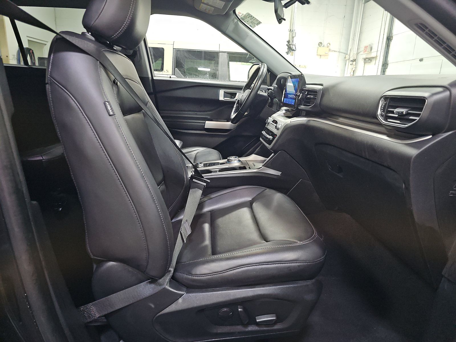 2022 Ford Explorer XLT AWD