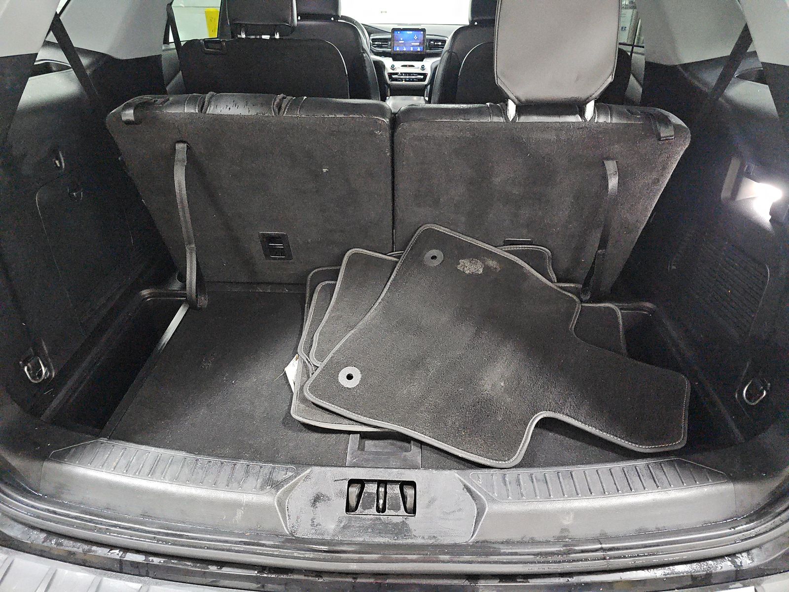 2022 Ford Explorer XLT AWD