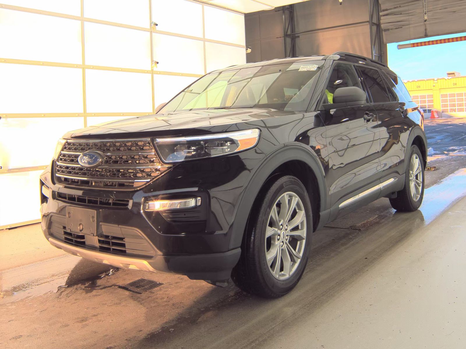 2022 Ford Explorer XLT AWD