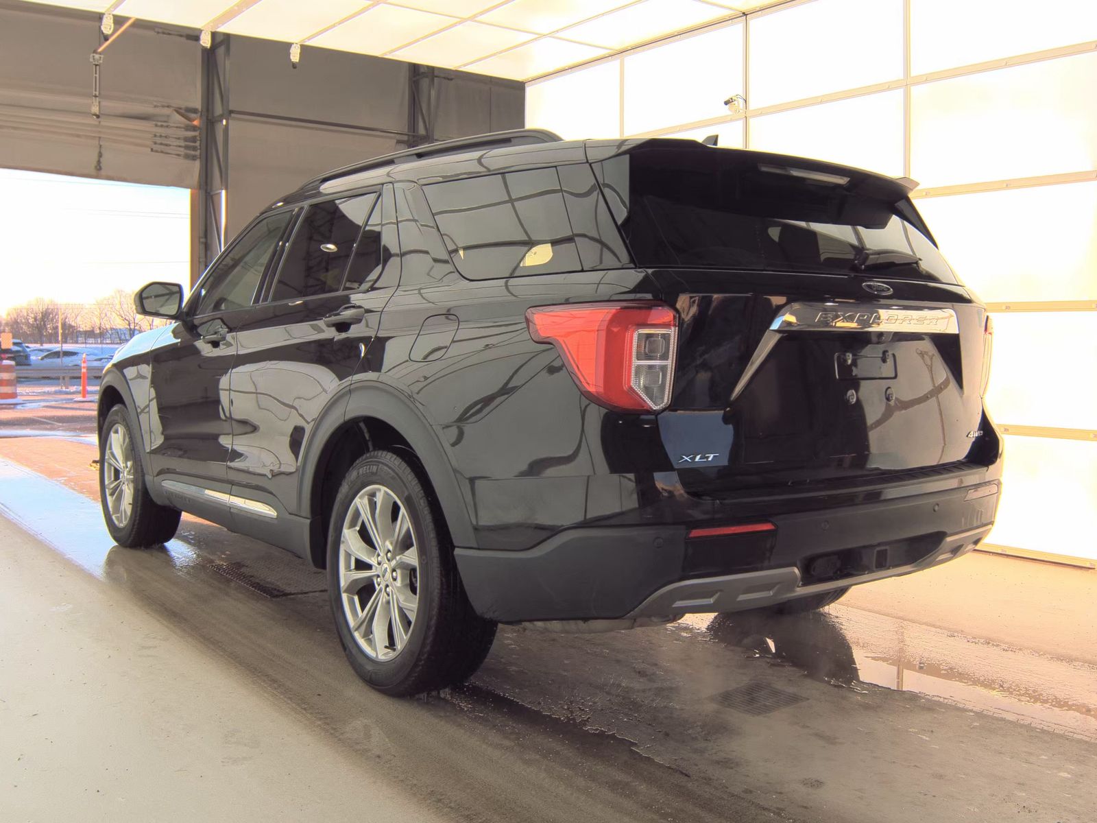 2022 Ford Explorer XLT AWD