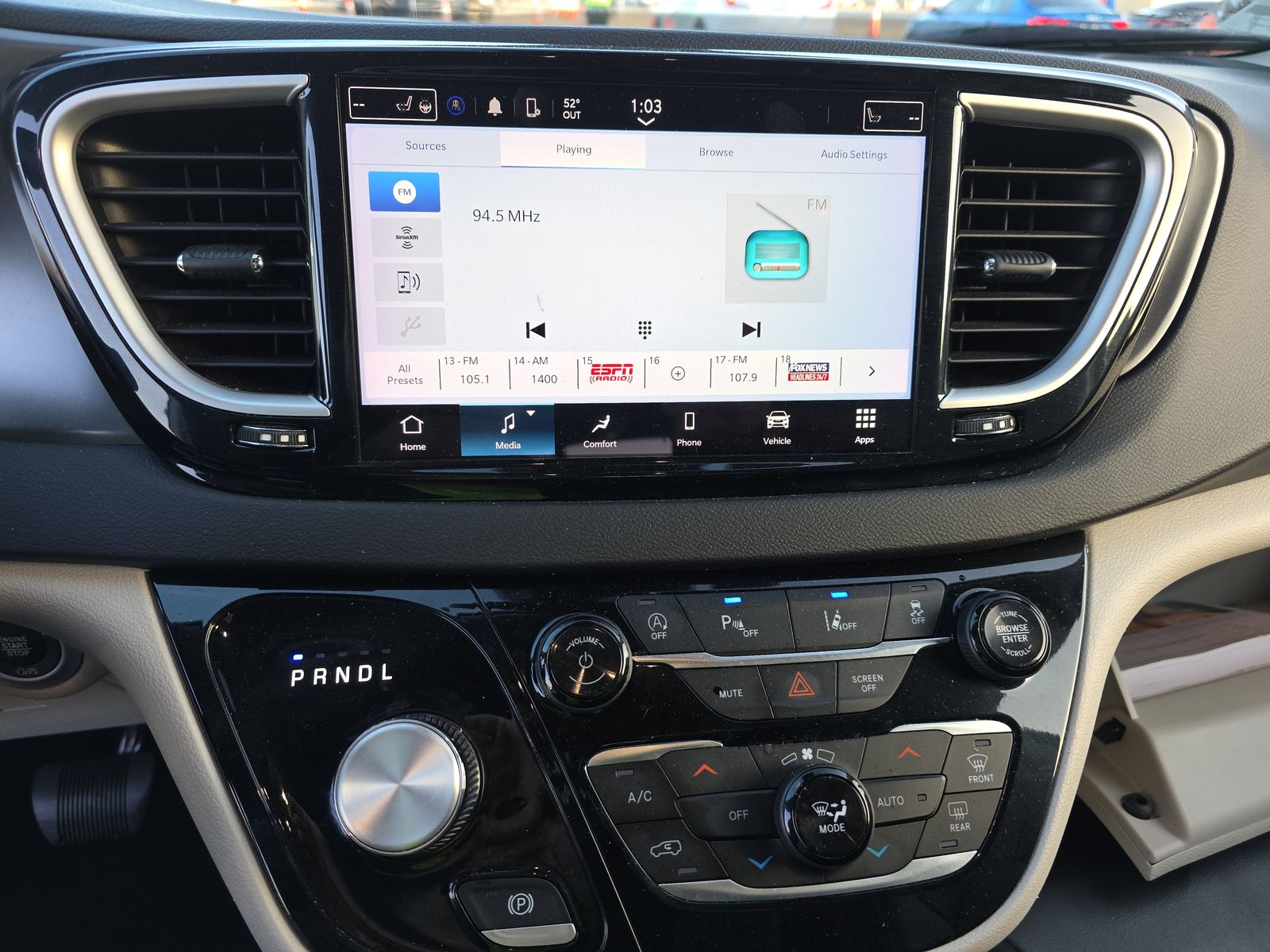 2023 Chrysler Pacifica Touring L FWD