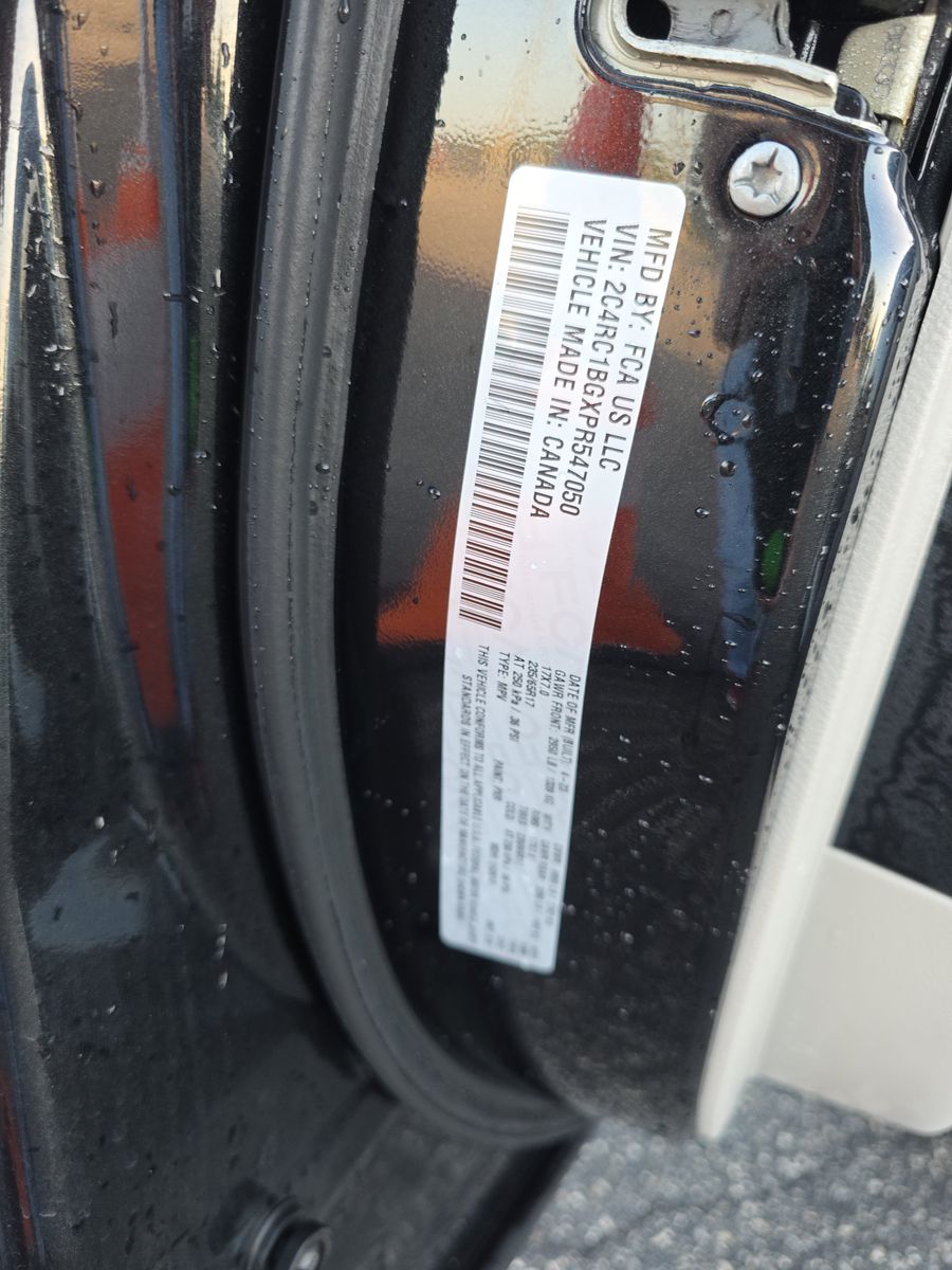 2023 Chrysler Pacifica Touring L FWD